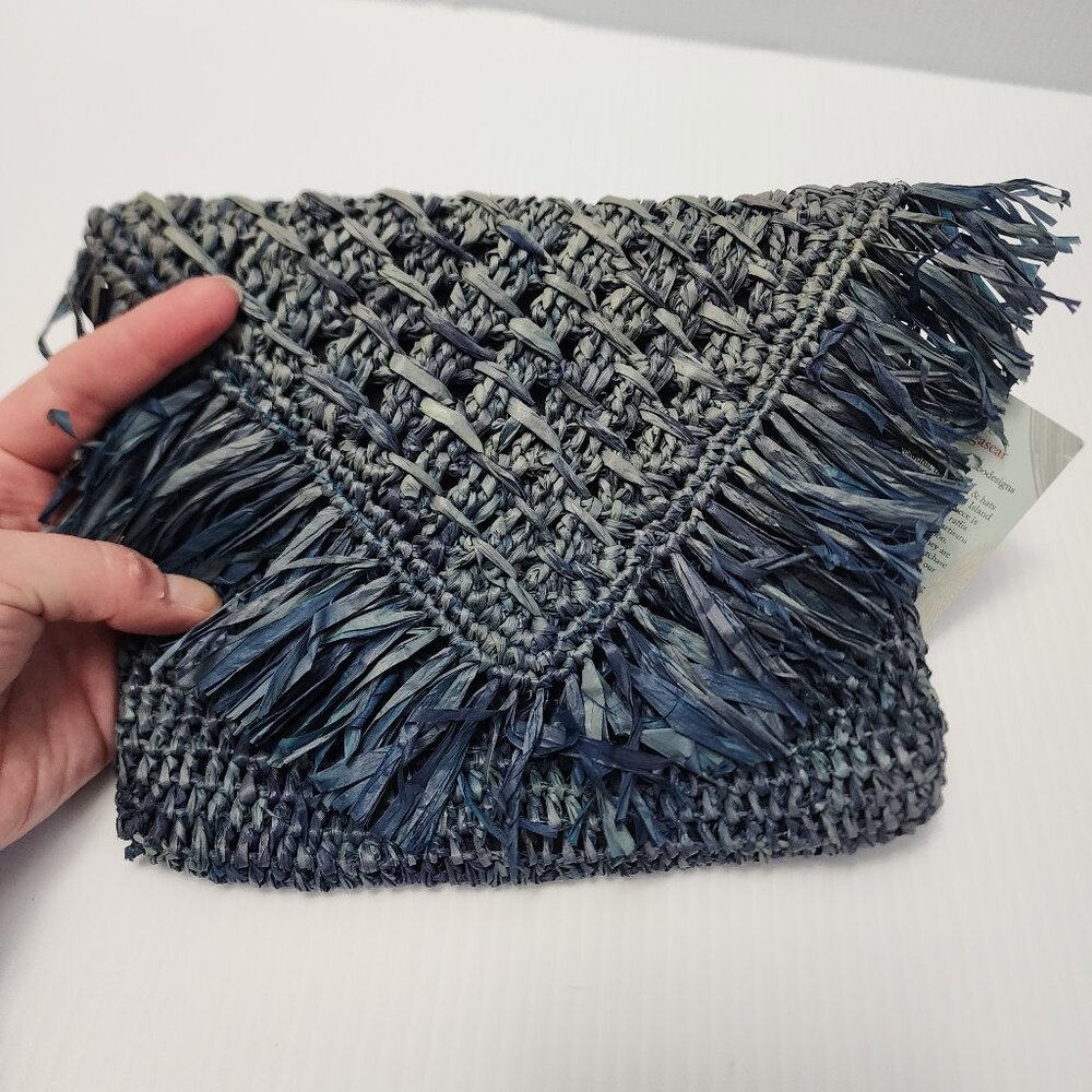 👜 NWT Shebobo Raffia Clutch 👜 - Picture 3 of 7